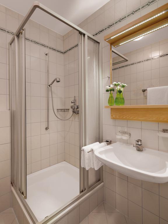 Hotel Der Baeume Drachselsried Szoba fotó
